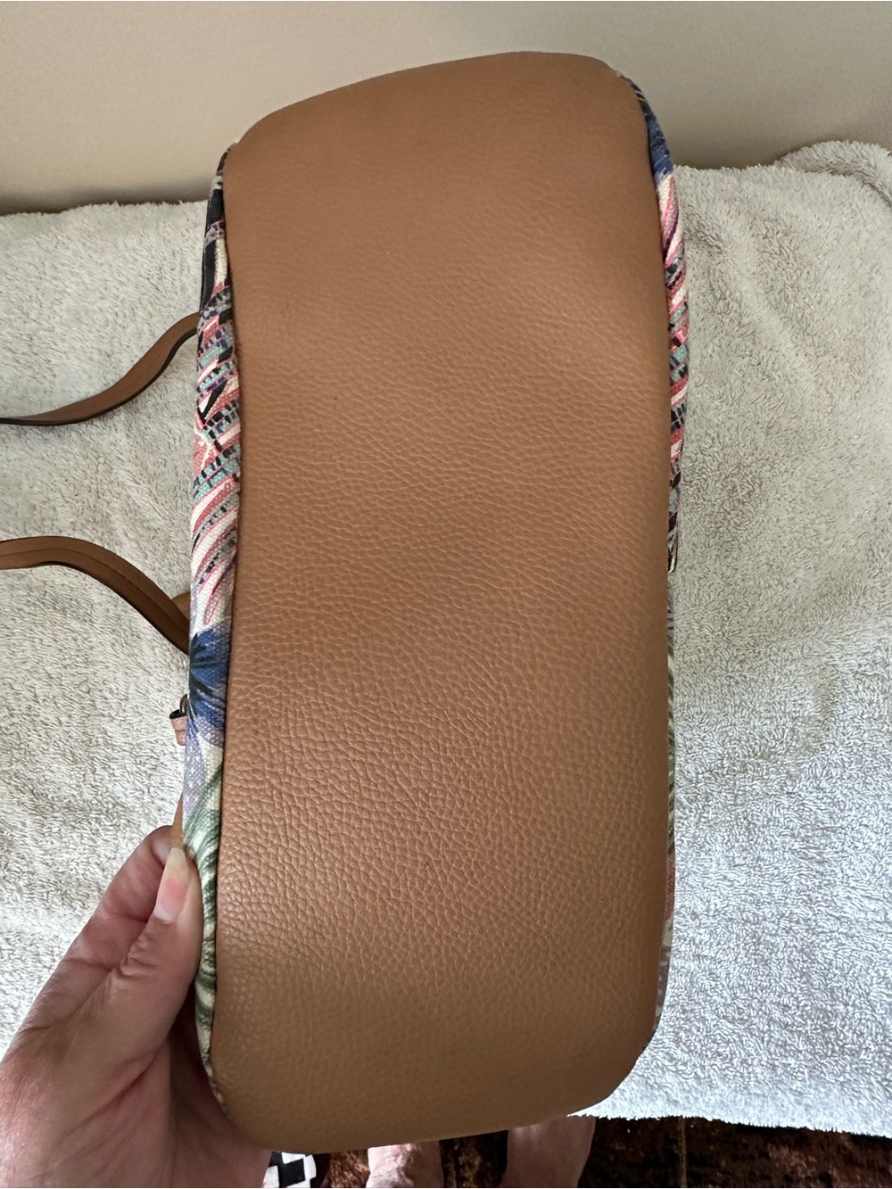 Rosetti Tan-Trim Tropical Floral Tote in Multicolor Print - Picture 8 of 11